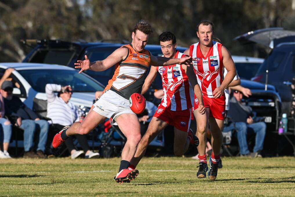 Luke Gerecke in action for the Giants against Henty. Picture by Mark Jesser