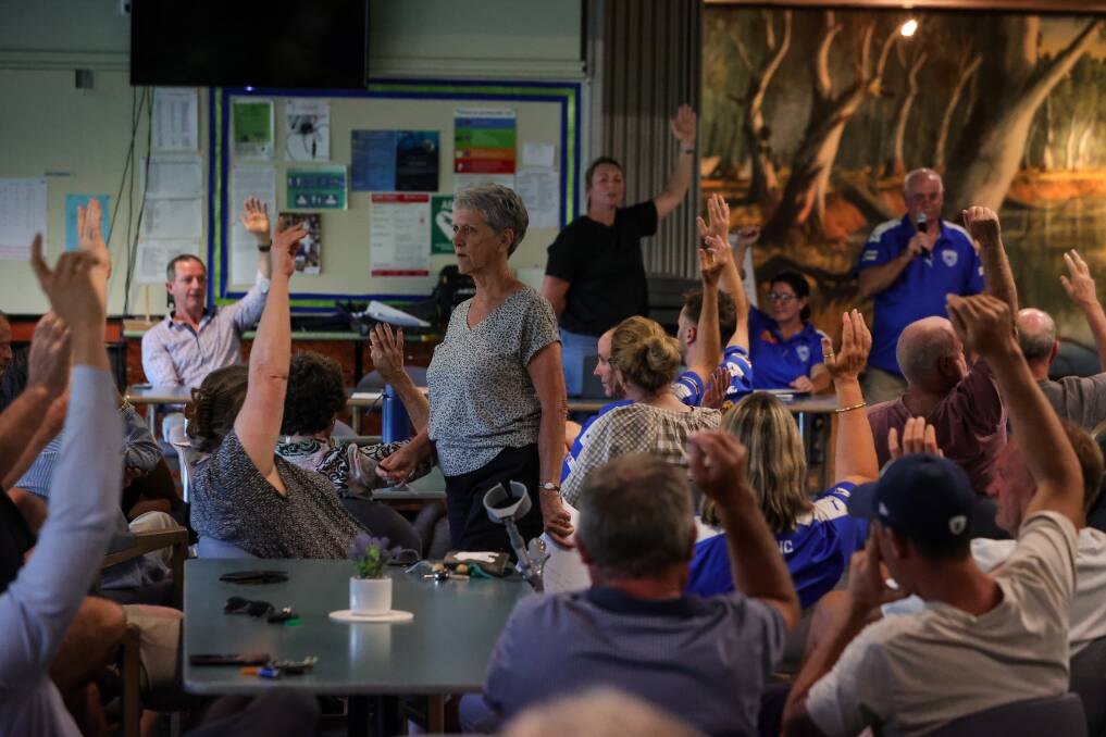 Corowa-Rutherglen members cast their vote. Picture by James Wiltshire