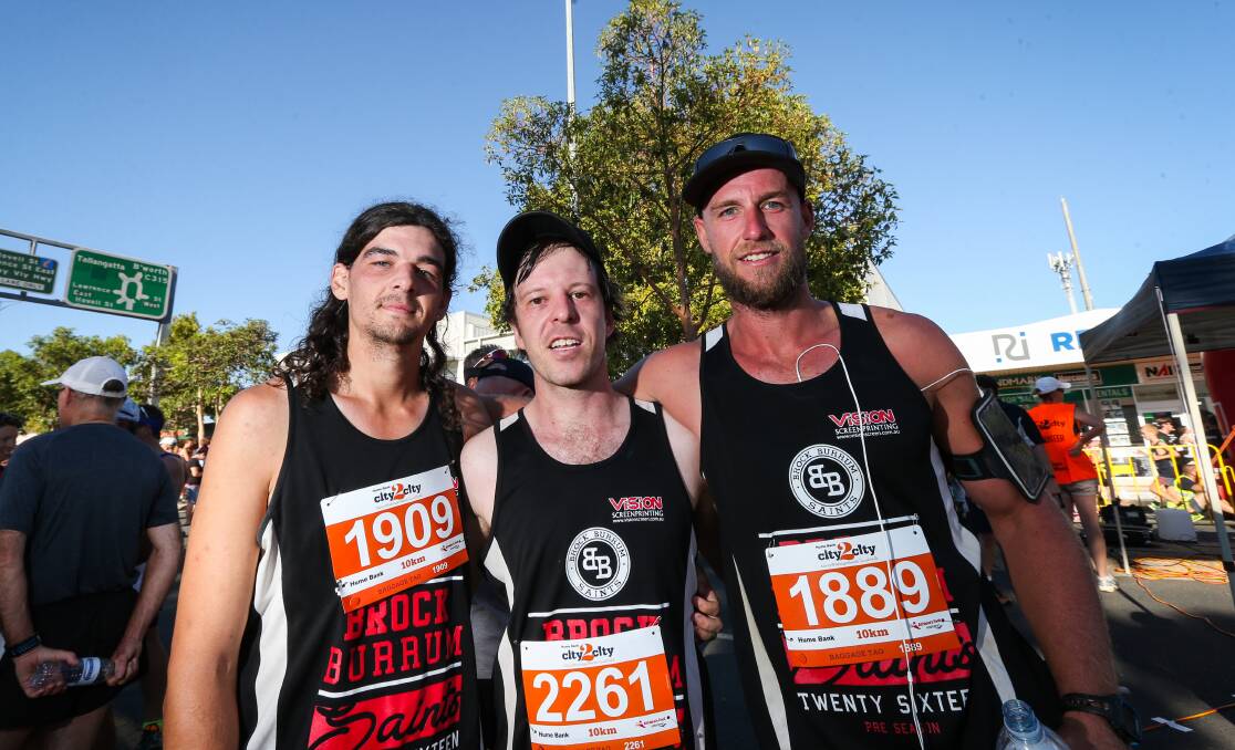 Sam O'Connor with Jarrod Webster and Dean Murphy in 2016.