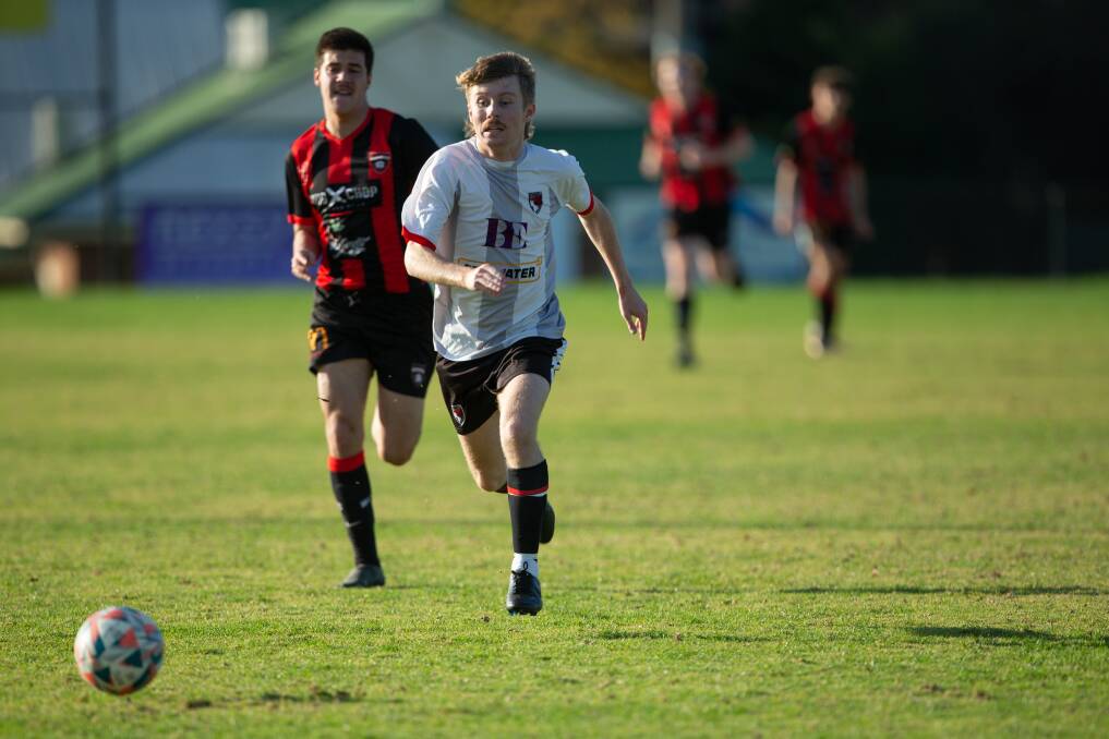 Kye Halloway chases a ball down the left flank. Picture by Tara Trewhella