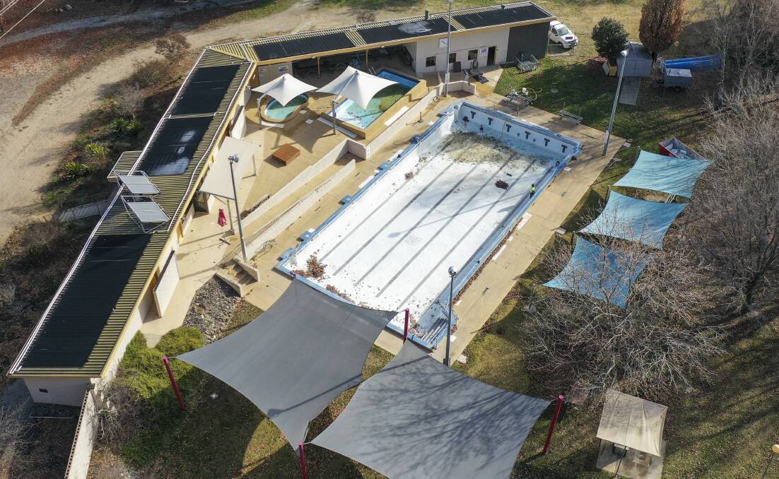 Indigo Shire Council has allocated $160,000 in the 2023-24 budget to reline the existing Beechworth pool. On Wednesday, June 19, workers were busy renovating the drained pool. Picture by Mark Jesser
