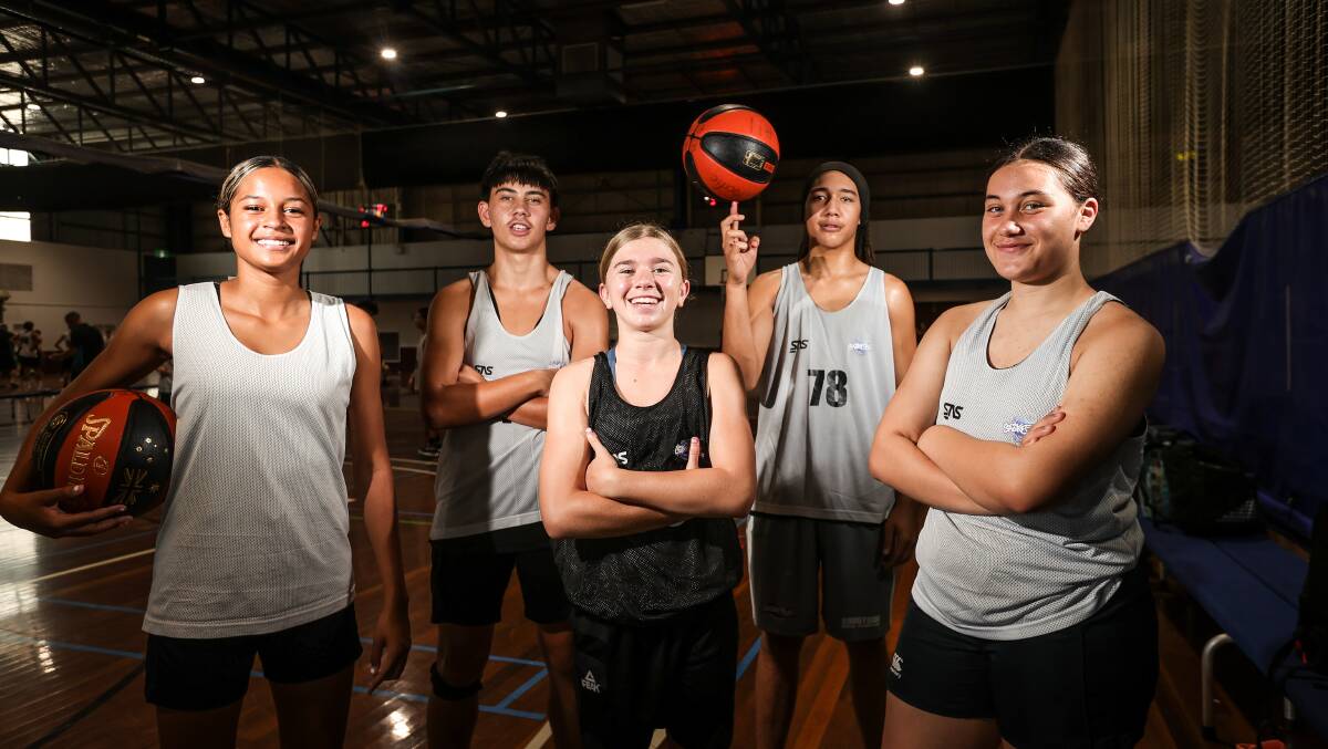 New Zealand players Ngahirata Haumaha, Arama Te Rangi, Eva Jeffries, Taiapua Pakaurangi and Florence Grace have touched down on the Border and are ready to take on the 2023 Country Cup this week. Picture by James Wiltshire