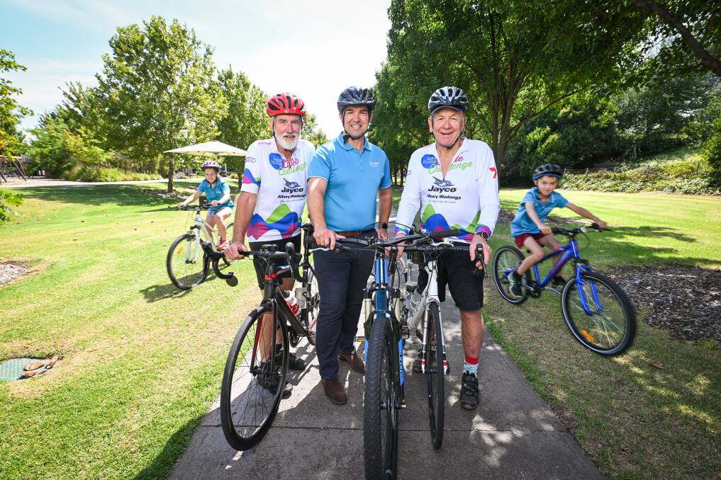 David Dow, Ben Fryer, Peter Drummond and kids Edie Fryer, 9, and Fraser Green, 9, will be taking on the Lake Hume Cycle Challenge. Picture by Mark Jesser