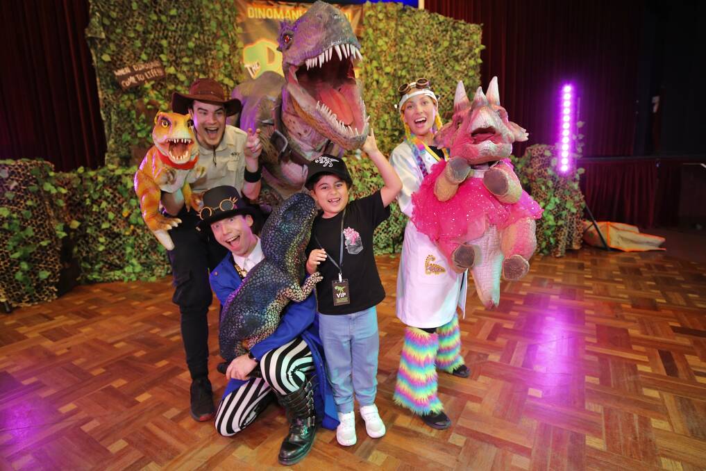 The Dinomaniacs is touching down at SS&A Albury on Sunday morning, making it the ideal school holiday activity for the whole family. The show embarks on an awe-inspiring, exhilarating and gripping journey back in time