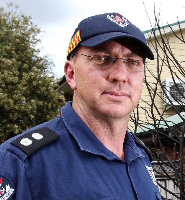 WARNING: Albury fire station commander Dean Campbell. Picture: BEN EYLES 