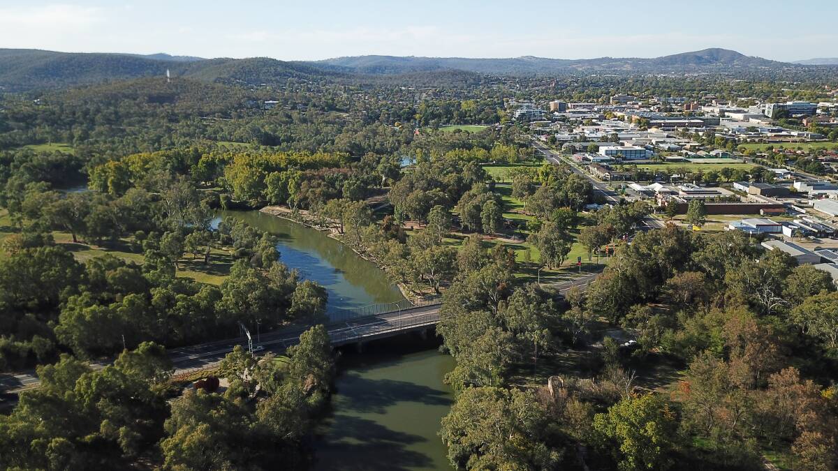 Councils beyond just the Murray River frontage of Albury-Wodonga are to be invited to focus on the health needs for the wider region in the context of hospital plans for the Twin Cities. 