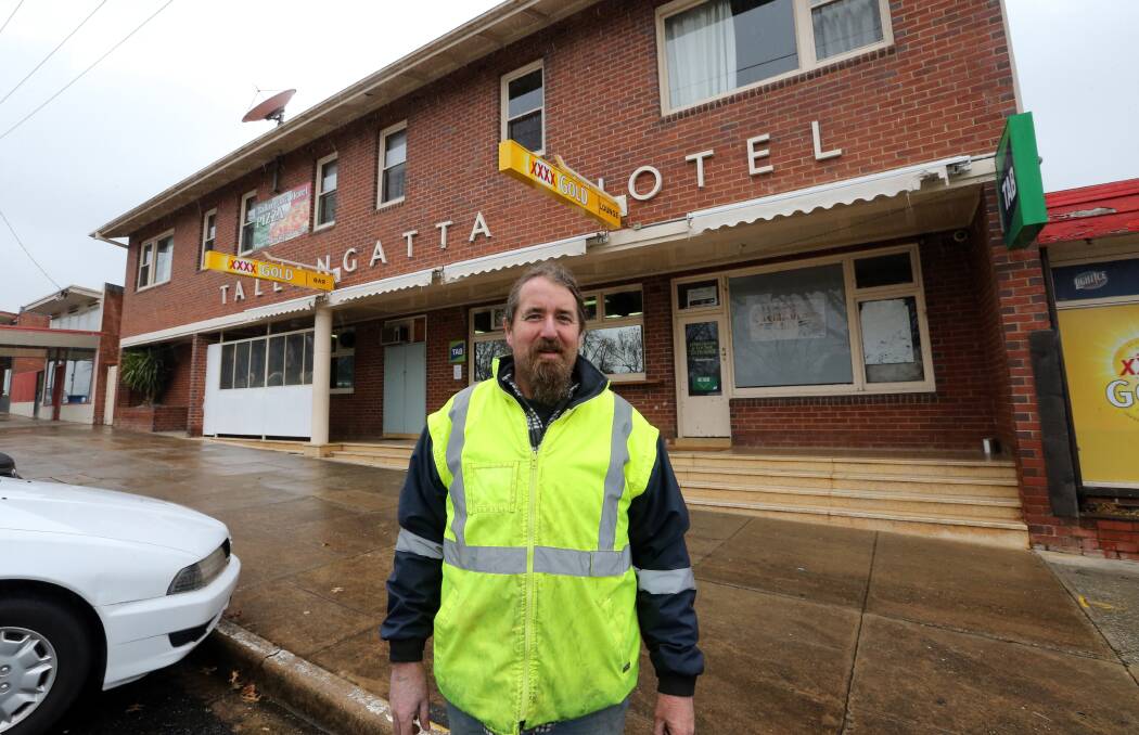 PUBLICAN SOUGHT: Landlord and electrician Tim Bohane is looking for a new licensee for the Tallangatta Hotel which has temporarily closed for business. Picture: PETER MERKESTEYN
