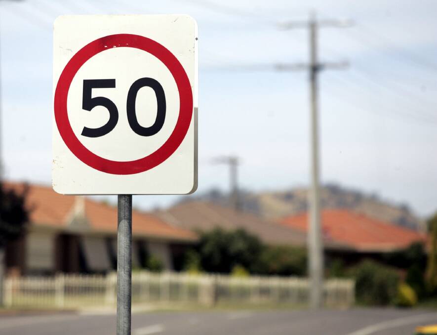 A 50kmh speed sign in Wodonga. The city's mayor Ron Mildren says there will be no wholesale move to have that mark introduced to arterial roads across the city as Albury Council is proposing in its area.