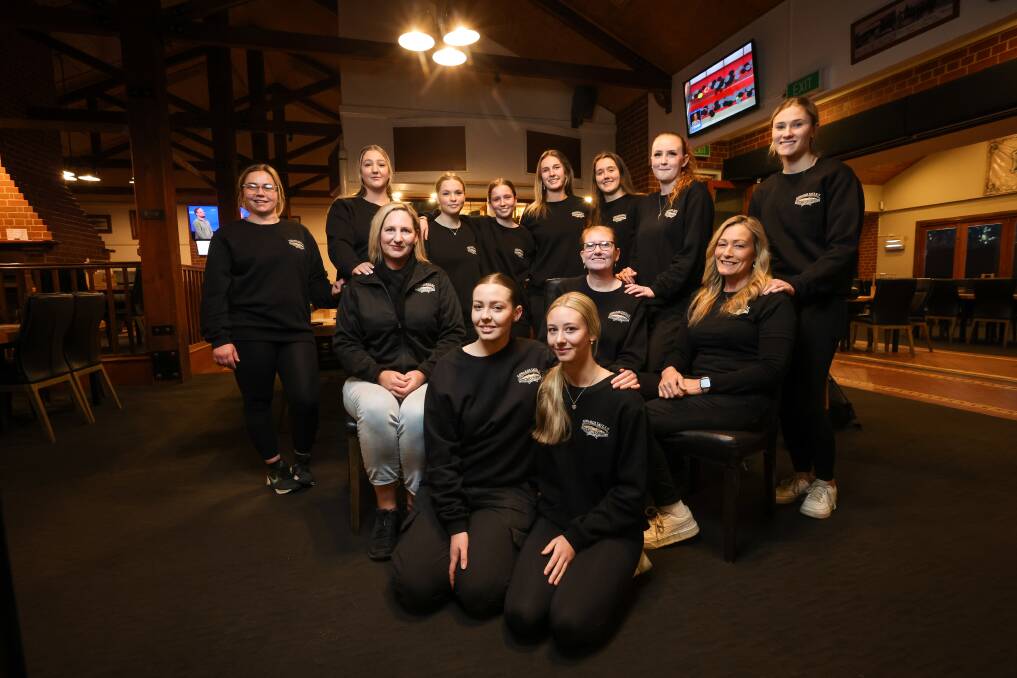 Marni Thwaites, Katrina and Elley Donelan, Lainie and Bridie Marshall, Maddy Anderson and Kaylea Kobzan, Hope and Tracy Boon, Ralene and Abbey McKenzie, Jorja and Zoe McFarlane are among the mother-daughter and sister connections working at Edwards Tavern in Wodonga. Picture by James Wiltshire