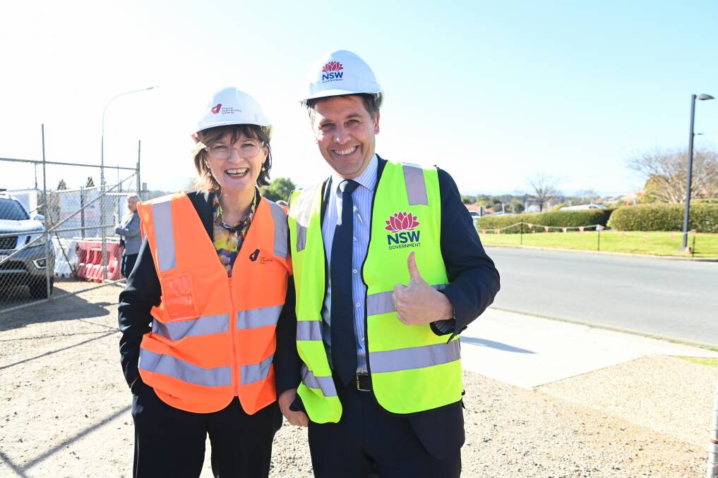 Victorian and NSW health ministers Mary-Anne Thomas and Ryan Park toured the new Albury hospital emergency department currently under construction on Wednesday, September 6. Picture by Mark Jesser