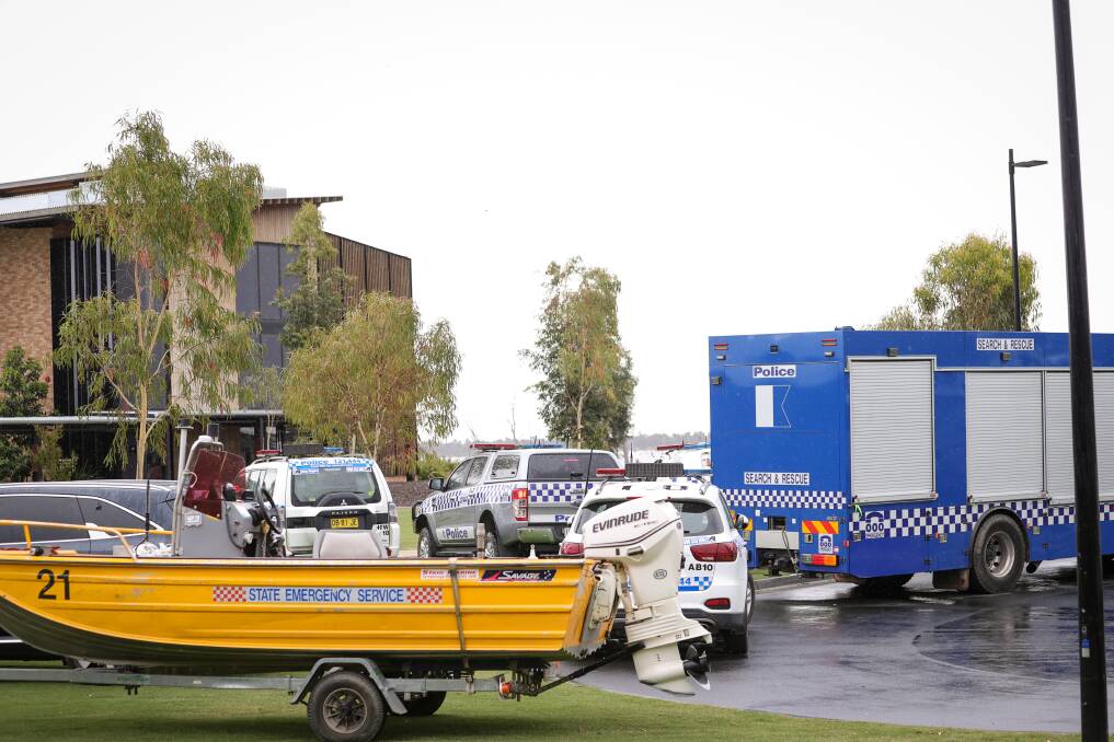 Police and SES vehicles on scene at Silverwoods Boulevard, near The Sebel Yarrawonga resort, in relation to a suspected drowning of a boy in Lake Mulwala on Sunday. Picture by James Wiltshire