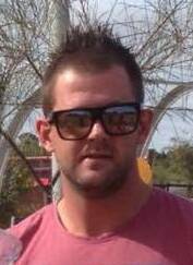 Jae Heslop has pleaded guilty to robbing a Wodonga taxi driver.