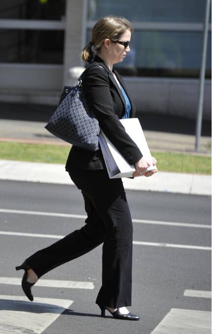 EXPERT WITNESS: Dr Sarah Yule leaves Wagga courthouse after telling an inquest Geoff Hunt's primary intention was suicide. Picture: LES SMITH